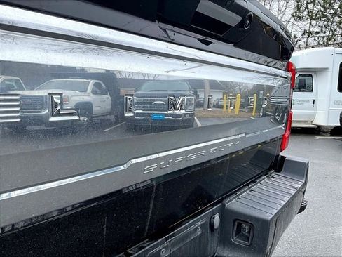Used 2024 Ford F450 Limited w/ FX4 Off-Road Package AWD/4WD image 8