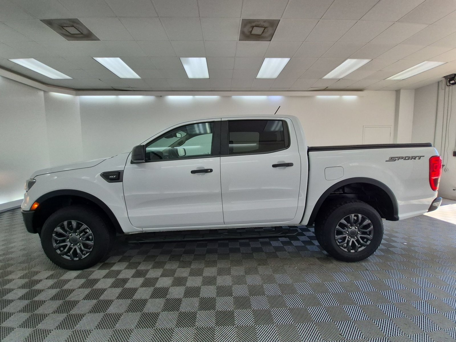 Used 2022 Ford Ranger XLT w/ Equipment Group 302A High RWD image 2