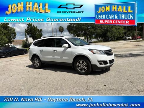 Used 2017 Chevrolet Traverse LT AWD/4WD image 16