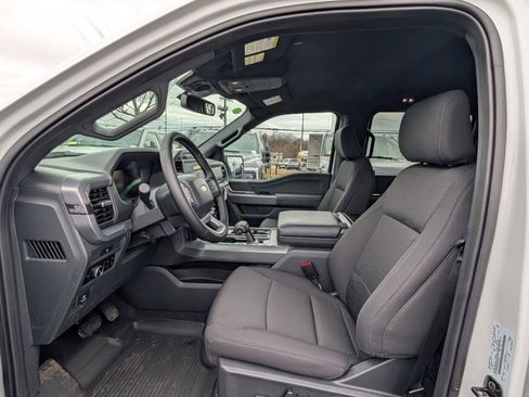 New 2025 Ford F150 XLT w/ Equipment Group 302A MID image 12