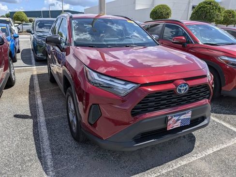 Used 2024 Toyota RAV4 LE AWD/4WD image 1