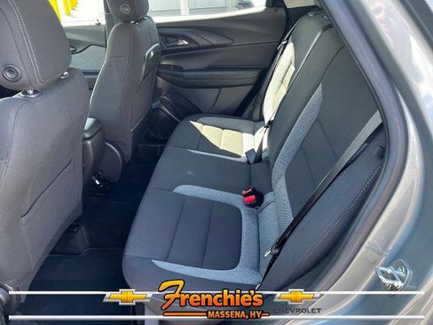 Used 2023 Chevrolet TrailBlazer LS AWD/4WD image 7