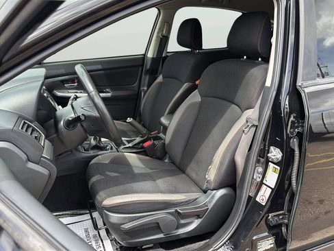 Used 2016 Subaru Crosstrek 2.0i Premium image 12