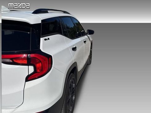 Used 2021 GMC Terrain SLE w/ Driver Convenience Package image 24