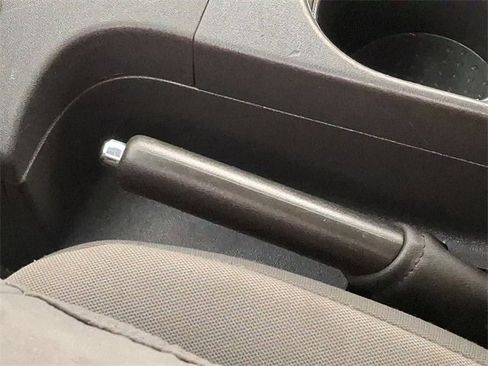 Used 2013 Nissan Xterra S w/ Value Package image 22