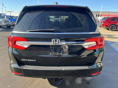 Used 2018 Honda Odyssey EX-L image 8