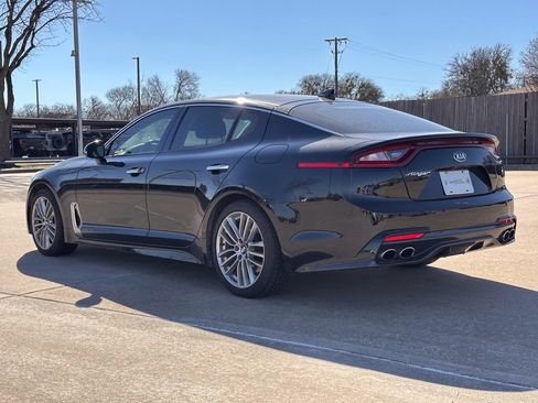 Used 2018 Kia Stinger image 6