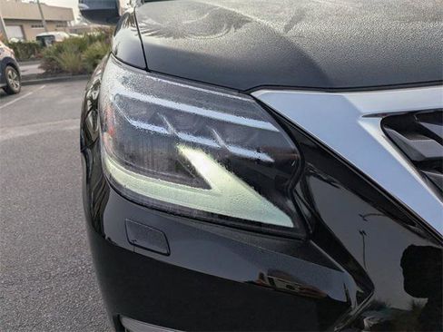 Certified 2023 Lexus GX 460 Premium w/ Premium Plus Package image 10