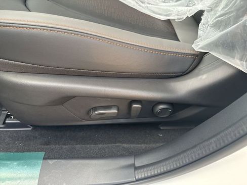 New 2026 Subaru Crosstrek 2.5i Limited w/ Crosstrek Mirror Package AWD/4WD image 12