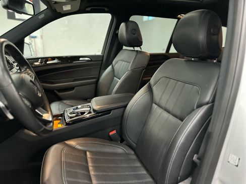 Used 2019 Mercedes-Benz GLS 450 4MATIC image 16