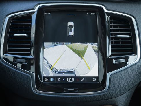 Used 2023 Volvo XC90 T8 Plus w/ Protection Package image 14