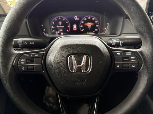 Certified 2025 Honda Accord SE image 27