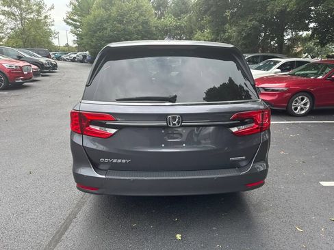 Certified 2024 Honda Odyssey Touring image 7