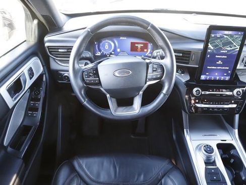 Used 2021 Ford Explorer Platinum w/ Equipment Group 601A image 23