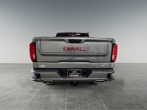 Used 2024 GMC Sierra 1500 AT4 w/ Technology Package AWD/4WD image 27