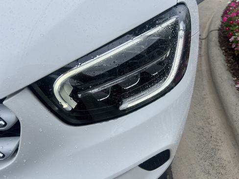 Certified 2022 Mercedes-Benz GLC 300 image 6