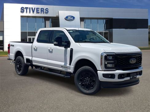 New 2026 Ford F250 Lariat w/ Black Appearance Package AWD/4WD image 1