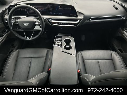Used 2024 Cadillac Lyriq Luxury RWD image 11
