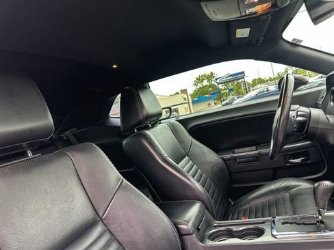 Used 2012 Dodge Challenger SXT RWD image 23