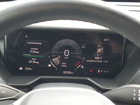 Used 2025 GMC Acadia Elevation FWD image 27