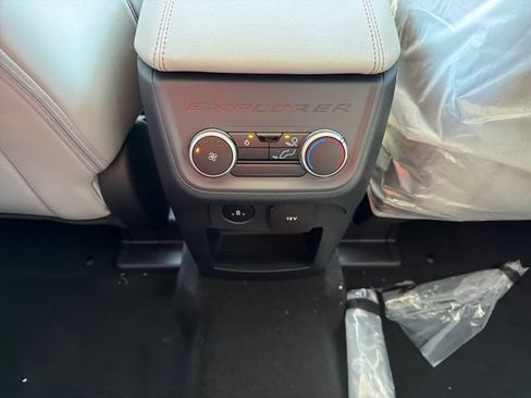 New 2026 Ford Explorer Active w/ Active Comfort Package AWD/4WD image 26