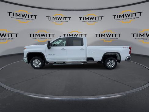 Used 2025 Chevrolet Silverado 2500 LT w/ Convenience Package image 25