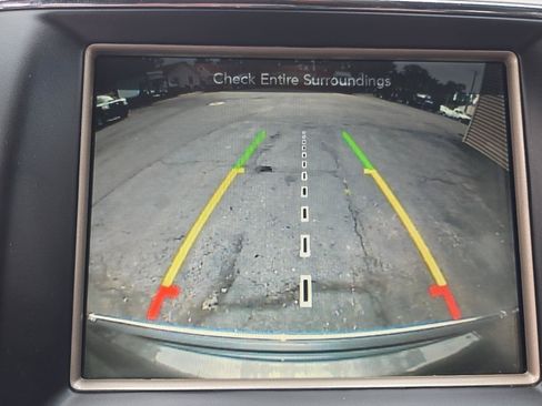 Used 2017 Jeep Grand Cherokee Overland AWD/4WD image 26