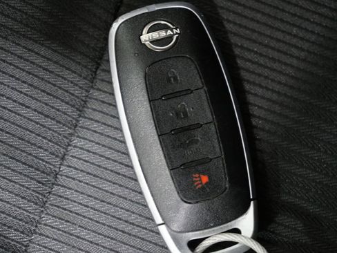 Used 2024 Nissan Sentra SV image 25