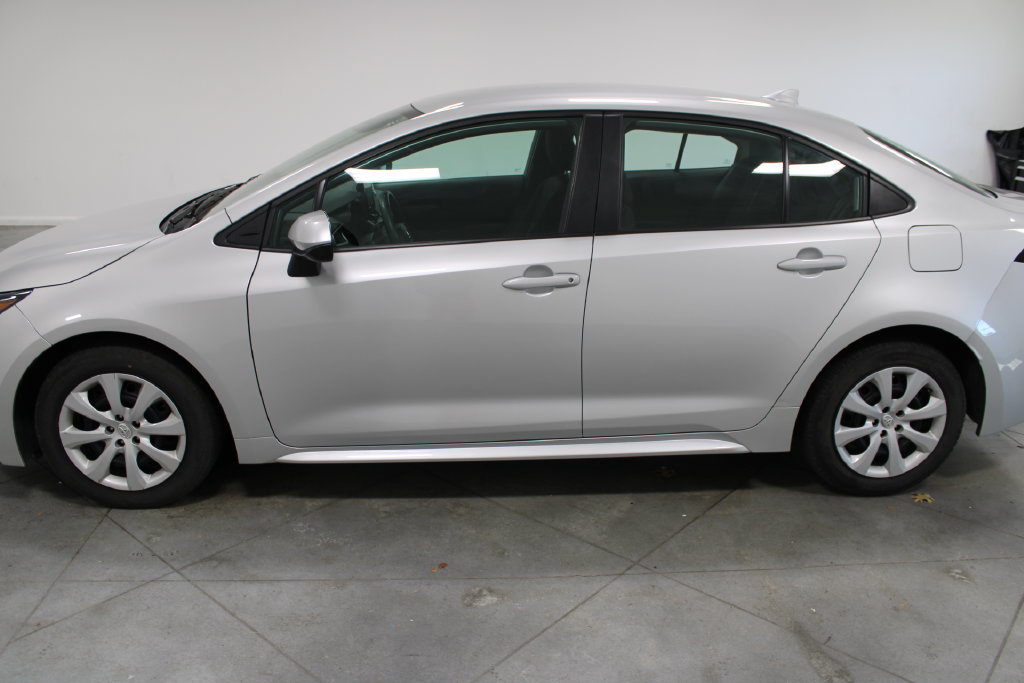 Used 2024 Toyota Corolla LE FWD image 6