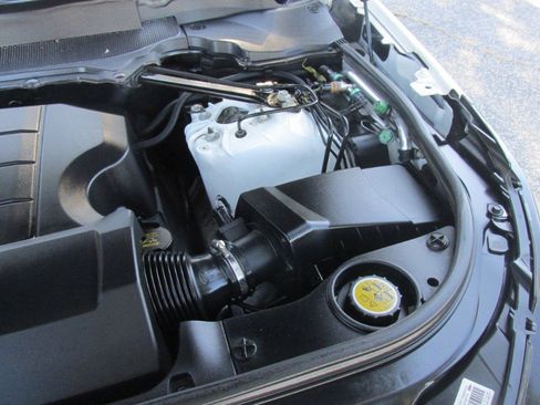 Used 2018 Land Rover Discovery HSE image 87