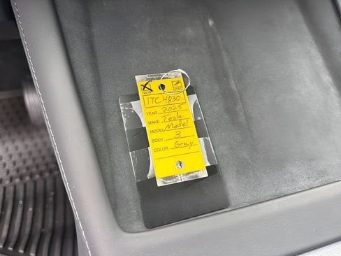 Used 2025 Tesla Model 3 Long Range RWD image 37