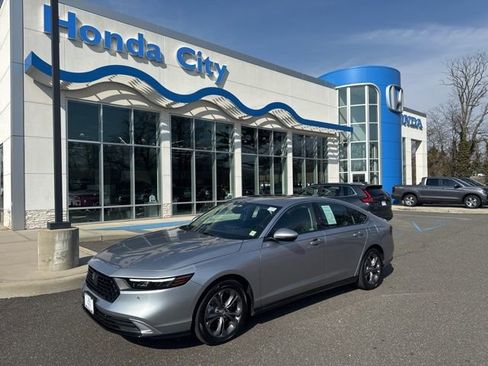 Certified 2023 Honda Accord EX-L image 2