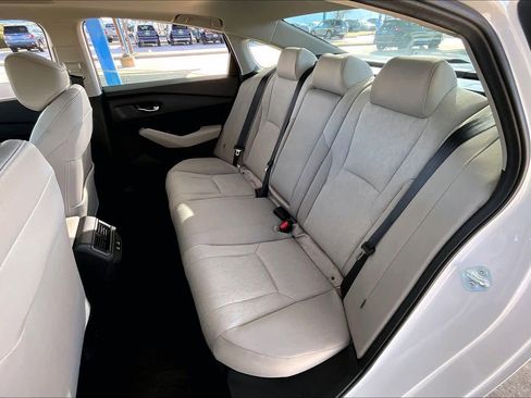 Certified 2025 Honda Accord SE image 20
