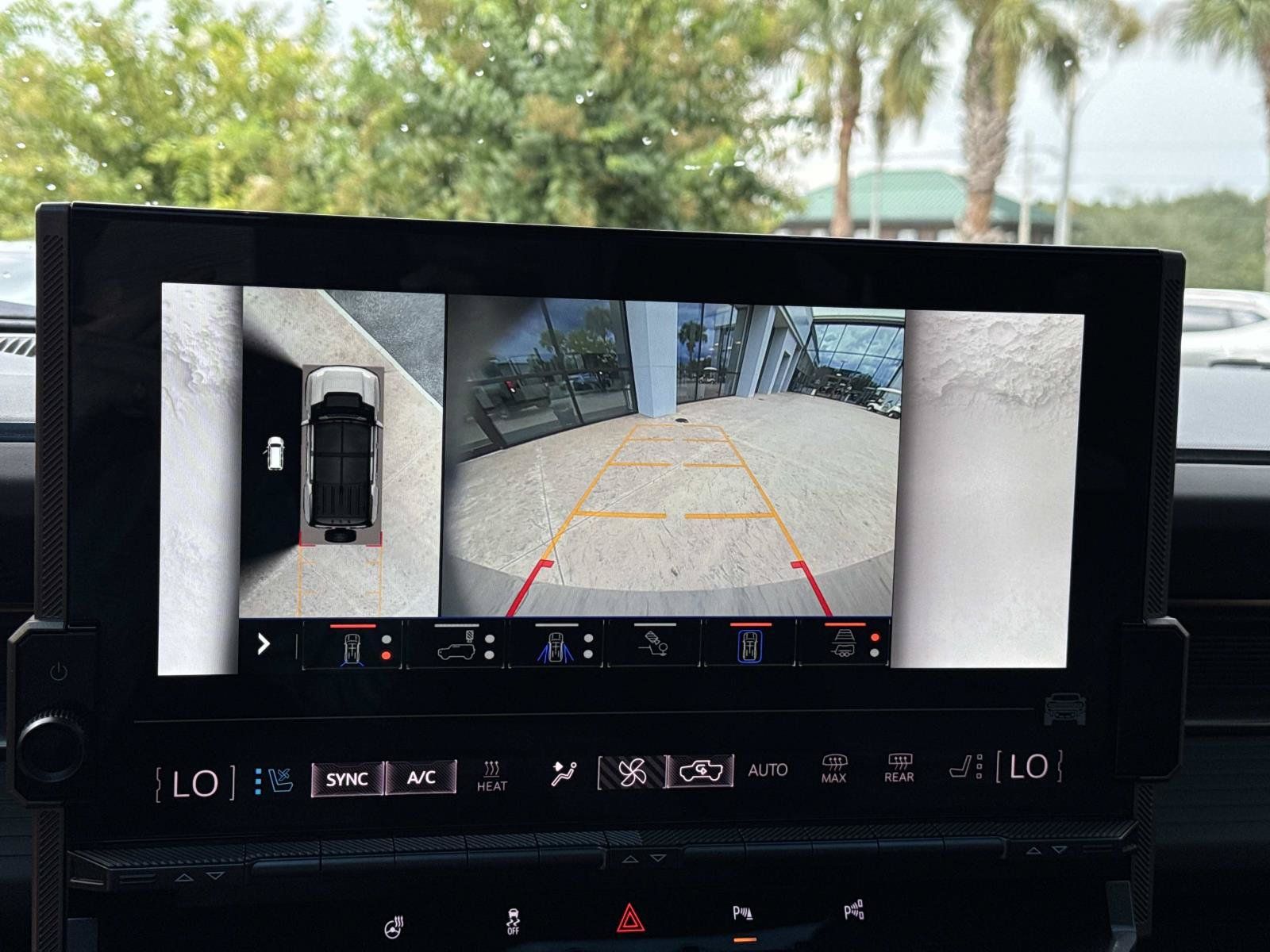 Used 2024 GMC Hummer EV 3X AWD/4WD image 23