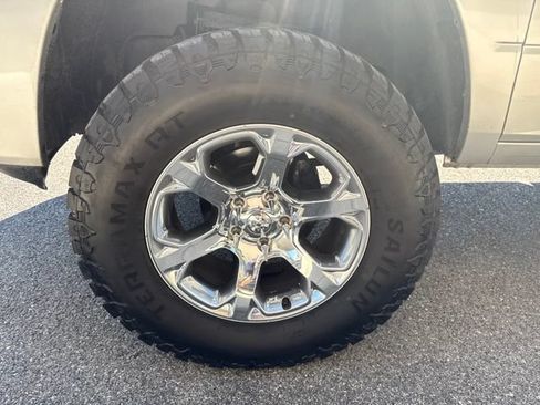Used 2012 RAM 1500 Express AWD/4WD image 2