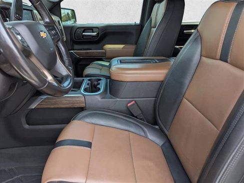 Used 2020 Chevrolet Silverado 1500 High Country RWD image 24