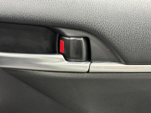 Used 2024 Toyota Camry SE w/ Cold Weather Package image 20