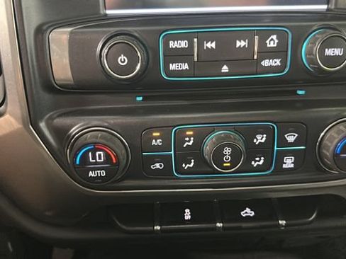 Used 2019 Chevrolet Silverado 1500 LT w/ All Star Edition AWD/4WD image 18