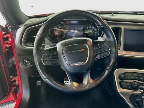 Used 2022 Dodge Challenger R/T w/ Blacktop Package RWD image 17