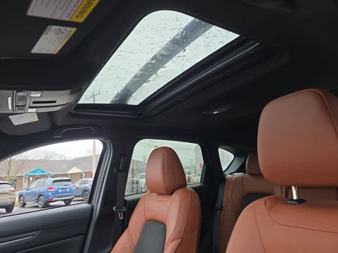 Used 2025 MAZDA CX-5 Carbon Edition image 13