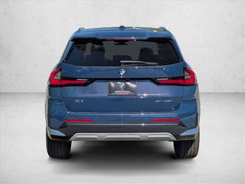 New 2026 BMW X1 xDrive28i w/ Convenience Package AWD/4WD image 8
