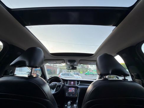 Used 2019 INFINITI QX50 Luxe AWD/4WD image 21