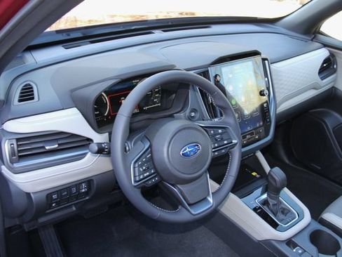 Used 2025 Subaru Forester Limited AWD/4WD image 19