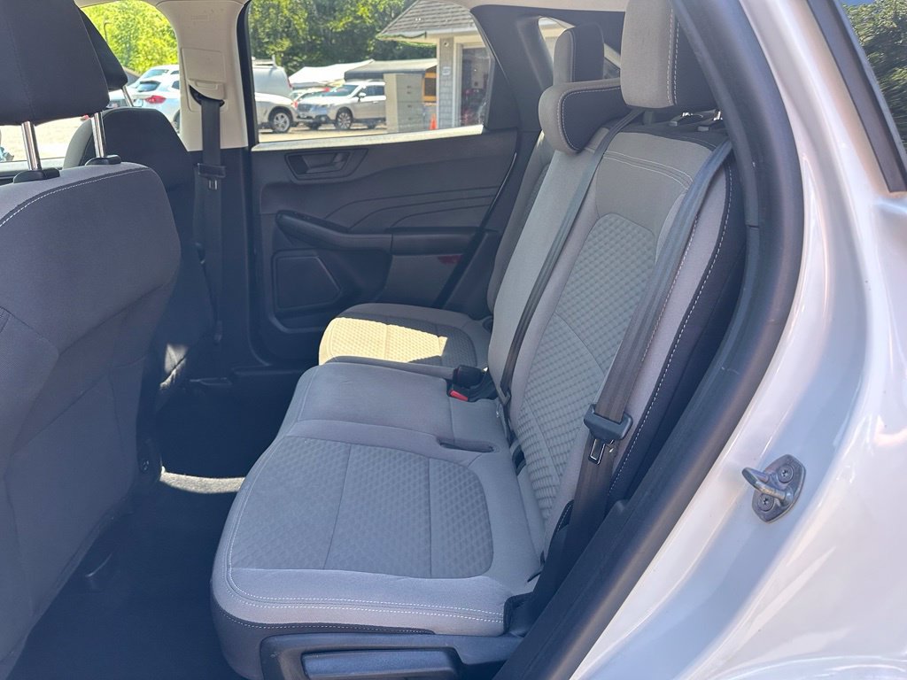 Used 2022 Ford Escape SE FWD image 35