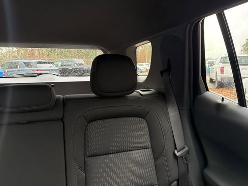 Used 2025 Chevrolet Equinox LT image 13