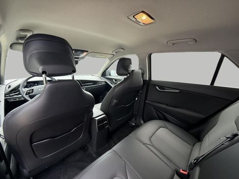 Certified 2024 Kia Niro Wind w/ Wind Preserve Package FWD image 26