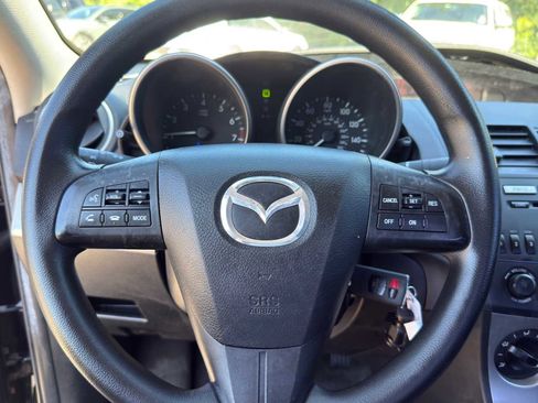 Used 2011 MAZDA MAZDA3 i Touring FWD image 13