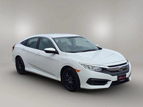 Used 2018 Honda Civic LX image 3