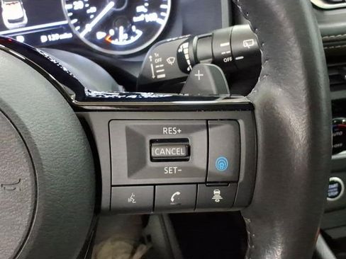 Used 2023 Nissan Rogue SV w/ SV Premium B Package image 24