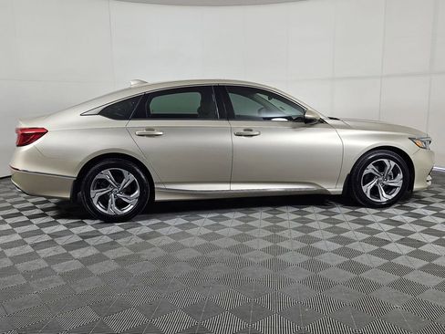 Used 2018 Honda Accord EX-L image 2